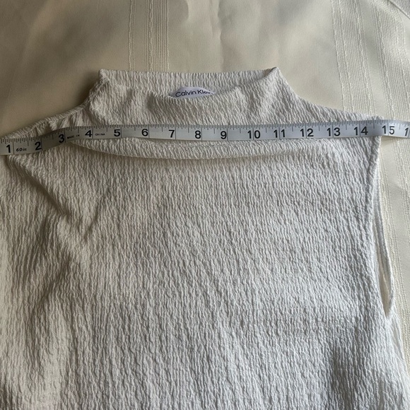 Calvin Klein White Textured Sleeveless Blouse - Picture 9 of 9